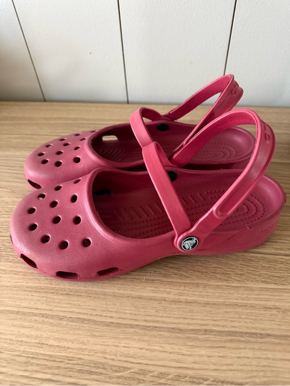 Crocs Shayna Mary Jane Clogs - Women’s Size 9 Burgundy